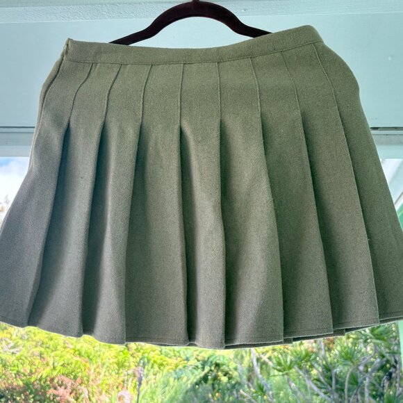 Wool blend pleated skirt / skort - Picture 1 of 4